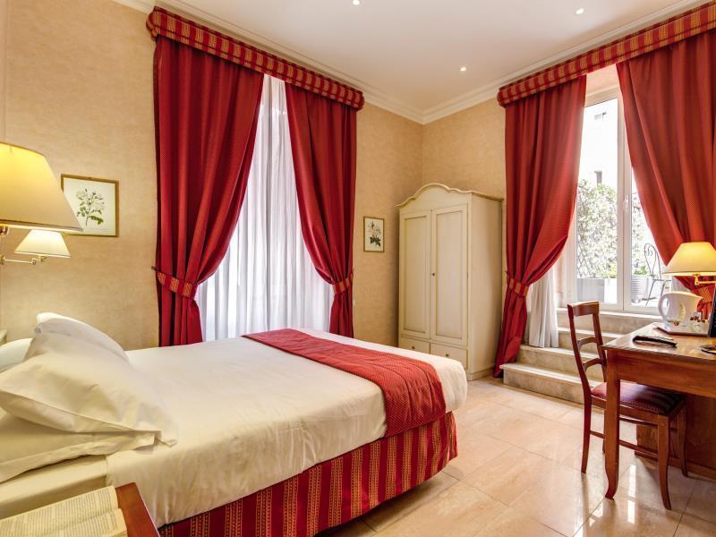 เอชเช โรมา สวีท Bed & Breakfast ภายนอก รูปภาพ