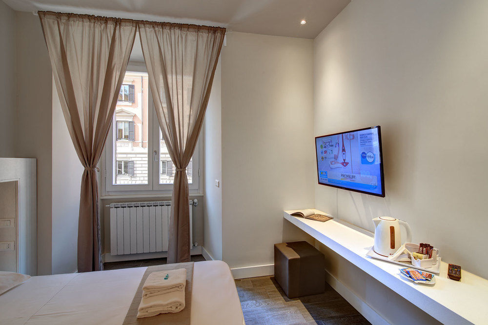 เอชเช โรมา สวีท Bed & Breakfast ภายนอก รูปภาพ