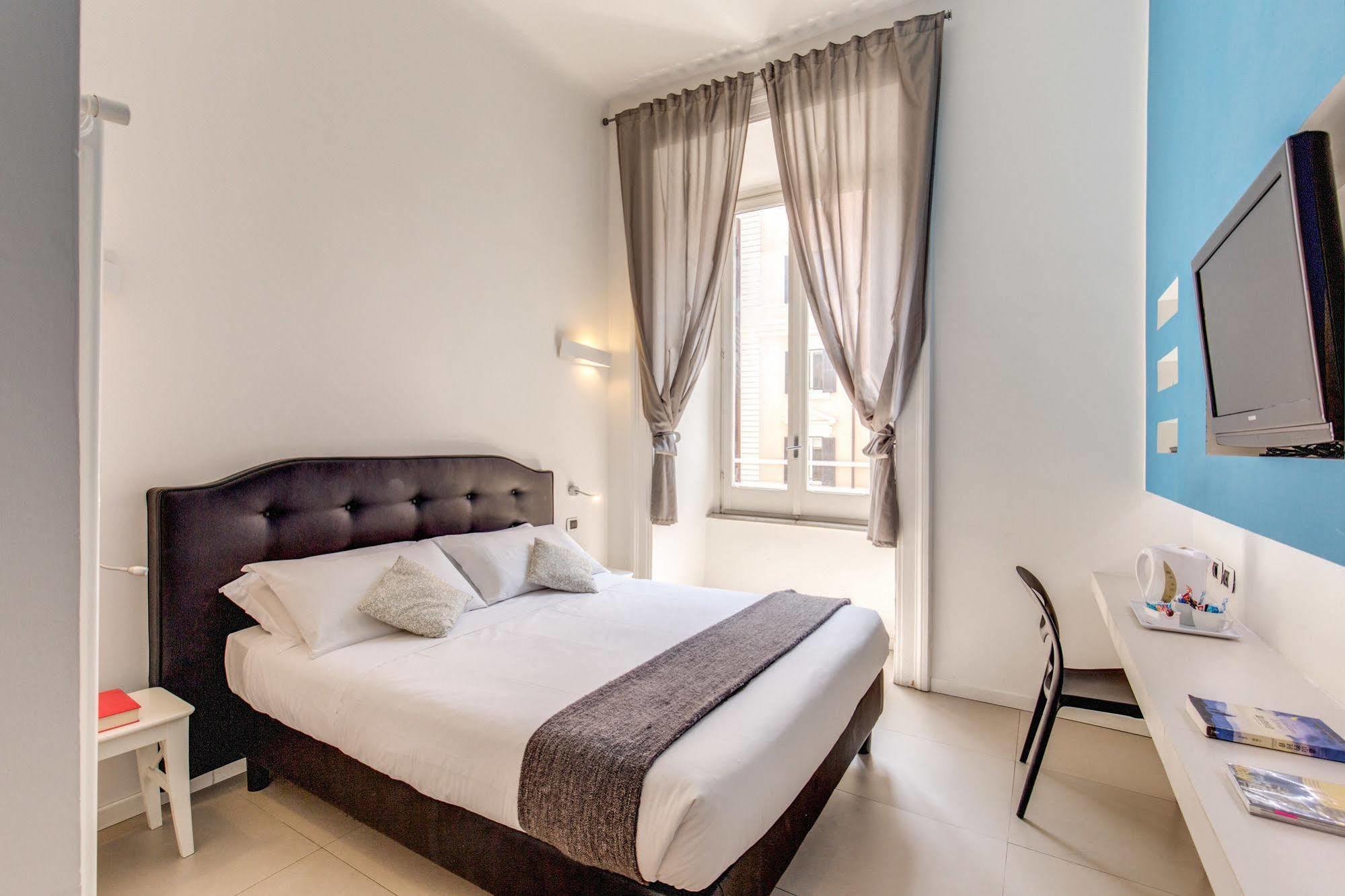 เอชเช โรมา สวีท Bed & Breakfast ภายนอก รูปภาพ