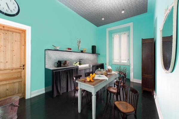 เอชเช โรมา สวีท Bed & Breakfast ภายนอก รูปภาพ